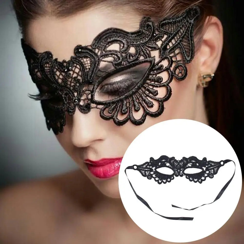 Women Carnival Mask Hollow Lace Masquerade Face Mask Princess Prom Party Props Black Eye Mask Halloween Costume for Women Image principale du produit