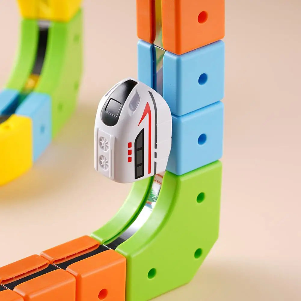 Magnetic Electric Train Car Locomotive Wooden Track Slot Diecast Railway With Two Carriages Train Wood Kid Toy Biro Track