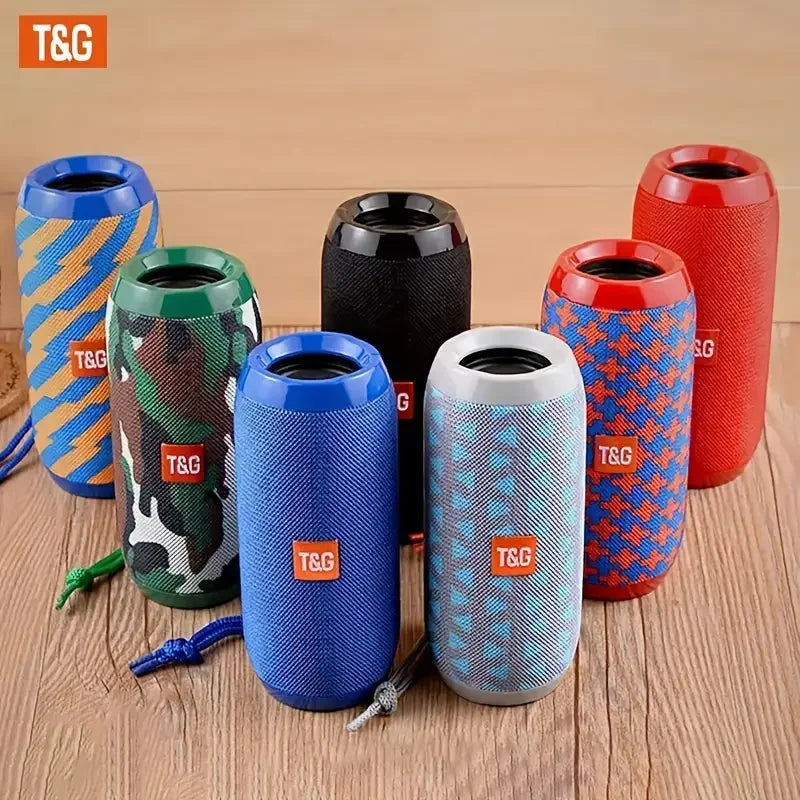 TG117 Portable Outdoor Wireless Bass Speaker With Charging Cable And Aux Cable - FM TF USB Plug-in Card Compatible Image principale du produit