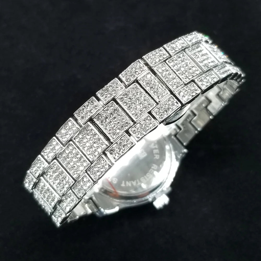 Elegant Diamond Watches Female Fashion Silver Round Stainless Steel Quartz Watch Iced Out Shiny Waterproof Clock Gift for Women
