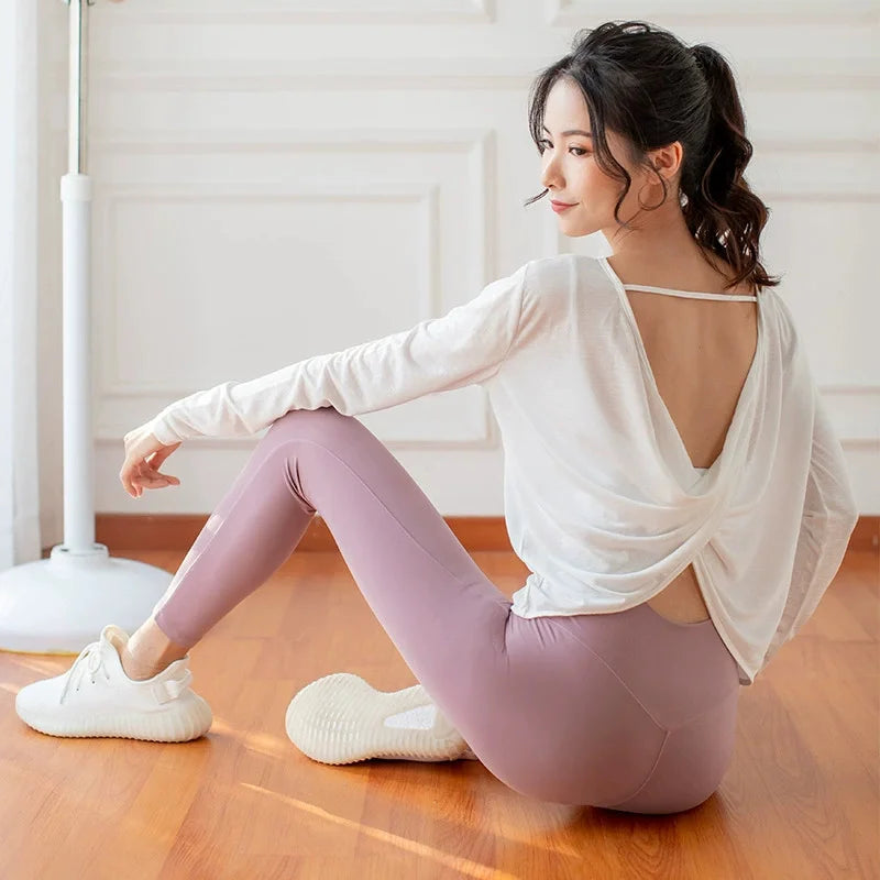 Ultrathin Women's Yoga Shirt Backless Gym Fitness Sportswear Sexy Beauty Back Tops Breathable Loose Running Workout T-shirt Image principale du produit
