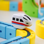 Magnetic Electric Train Car Locomotive Wooden Track Slot Diecast Railway With Two Carriages Train Wood Kid Toy Biro Track