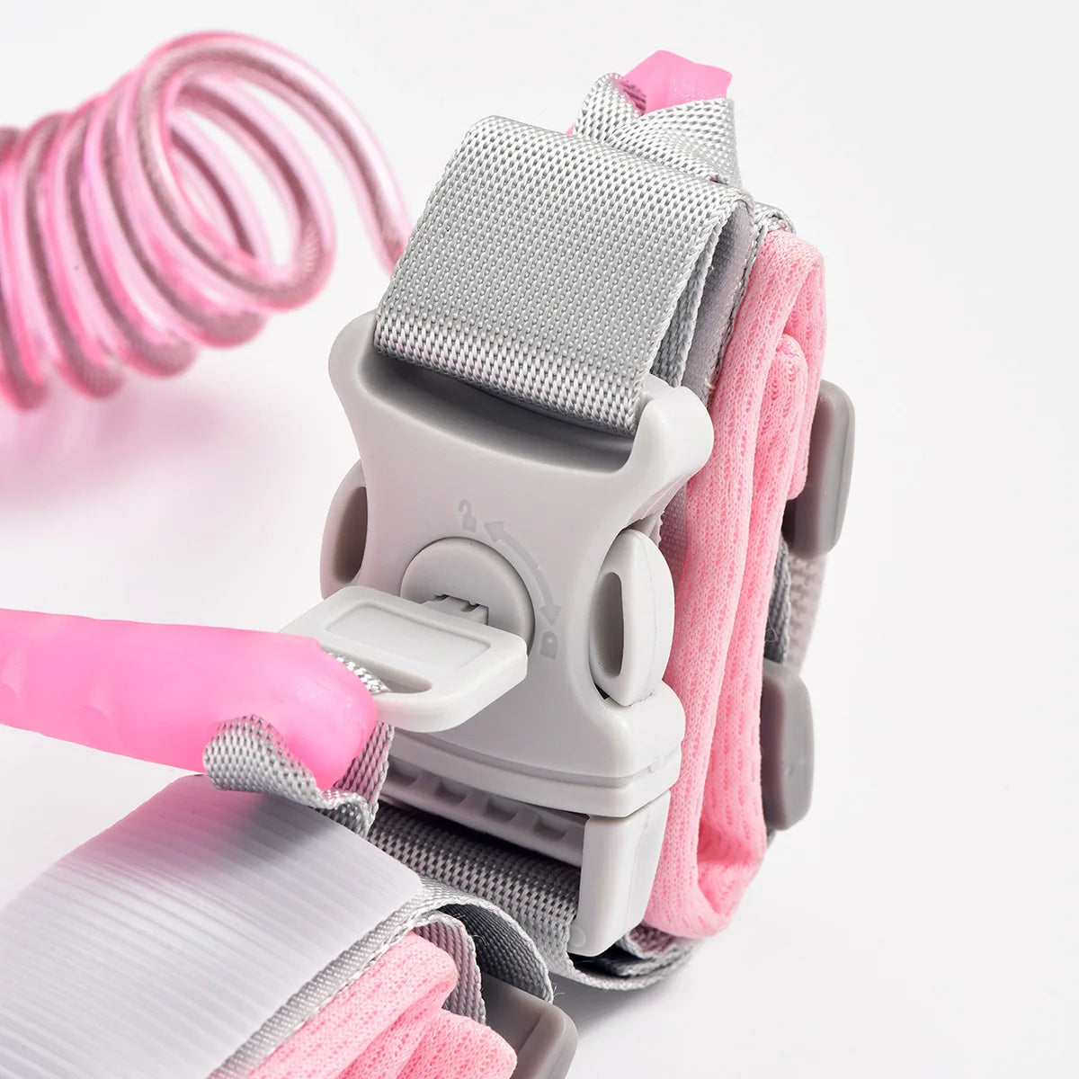 Baby Safety 2M Anti Lost Traction Rope for Kids Wristband Lock and Key Safety Traction Belt for Children Travel Outdoor