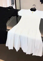New Black Knitted Dress Fashionable Elegant Style Exuding A Goddess-like Charm Slimming Form-fitting Dress with A Cinched Waist